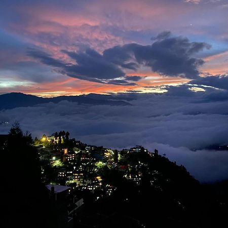 Norbu'S Homestay Darjeeling  Bagian luar foto