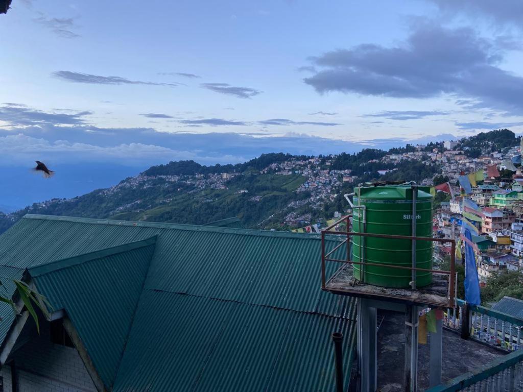Norbu'S Homestay Darjeeling  Bagian luar foto