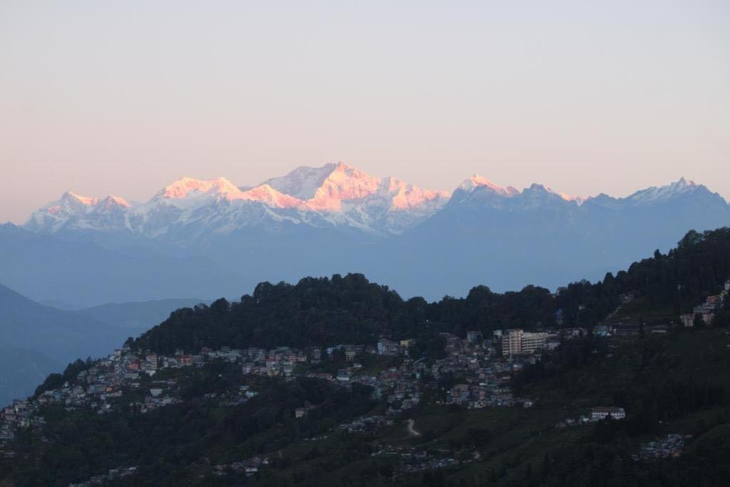 Norbu'S Homestay Darjeeling  Bagian luar foto